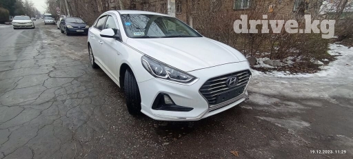 Сдаю в аренду: Легковое авто