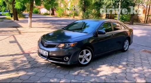 Сдаю в аренду: Легковое авто