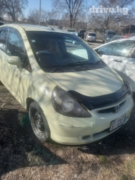 Сдаю в аренду: Легковое авто