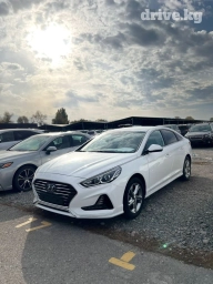 Сдаю в аренду: Легковое авто