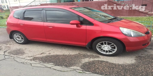 Сдаю в аренду: Легковое авто