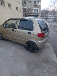 Сдаю в аренду: Легковое авто