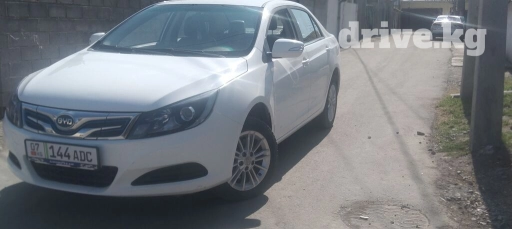 Сдаю в аренду: Легковое авто