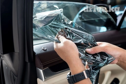 Демонтаж,очистка тонировки за 1 час. Качественно,гарантируем работу