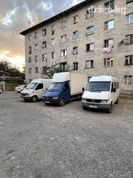 Переезд по городу Бишкек грузоперевозки 	•	Грузовая машина для любых