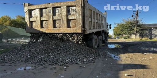 Самосвал, Доставка щебня, угля, песка, чернозема, отсев, По региону, По городу, По стране, без грузчика