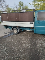 По городу, с грузчиком