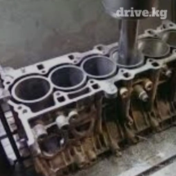 Расточка гильзовка рядных блоков . Рабочий городок. В выходные дни