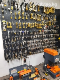 Изготовление ключей все виды услуги ремонт замок ремонт чип ключ пульт