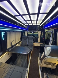 Переоборудование микроавтобуса. Перетяжка салона