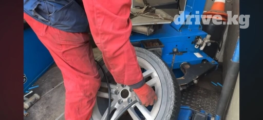 Выездной шиномонтаж, вулканизация на выезд. Спустило колесо
