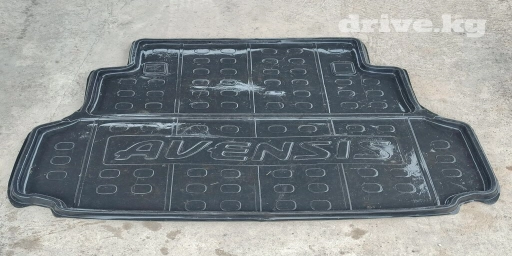 Родные Резиновые Полики Для багажника Toyota, цвет - Черный, Б/у, Самовывоз