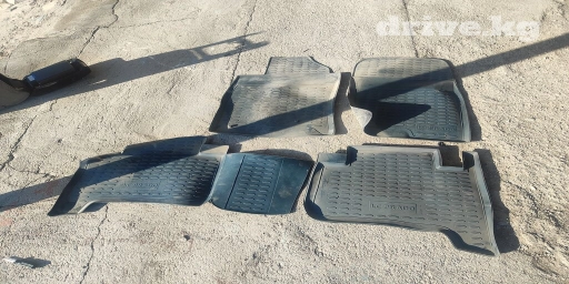 Родные Ворсовые Полики Для салона Toyota, цвет - Серый, Б/у, Платная доставка