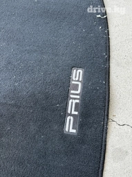 Родные Полики Для багажника Toyota, цвет - Черный, Новый, Самовывоз