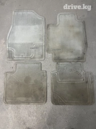 Полики Toyota, Б/у