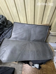 Родные Резиновые Полики Для багажника Subaru, цвет - Бежевый, Новый, Самовывоз