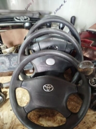 Руль Тойота Авенсис .год2 привозные из Европы .находимся Алматинская