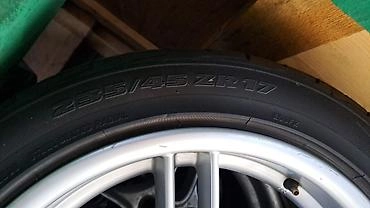 Колеса в сборе 255 / 40 / R 17, Лето, Б/у, Комплект, Литые, отверстий - 5