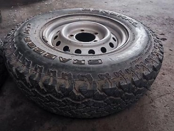 Резина с дисками Nokian 235 85 R16 Универсальная горная шипованая