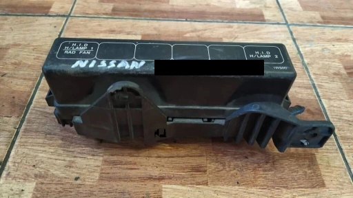 Nissan блок предохранителей, Ниссан монтажный блок Привозные запчасти