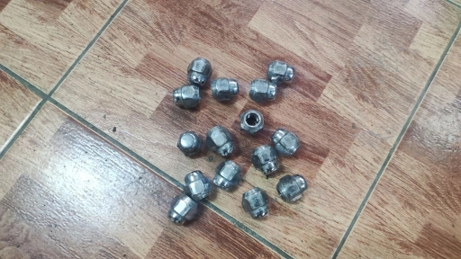 Колесные гайки, Гайки для колесных болтов см.Фото Привозные