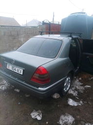 Мерседес 202