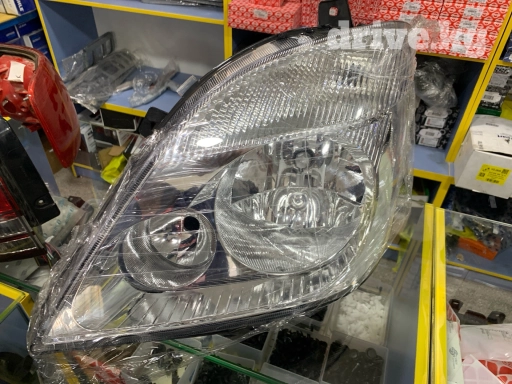 Передние фары на 906 спринтер (Новый)