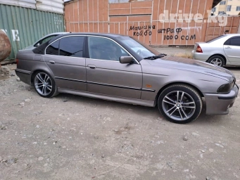 BMW e39 2об 1 ванос год 1996