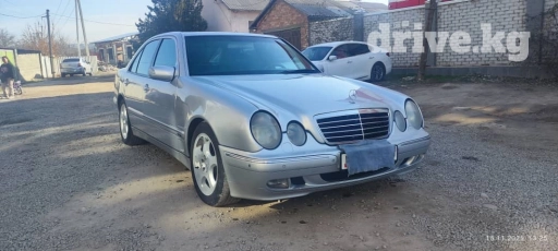 Мерседес W210